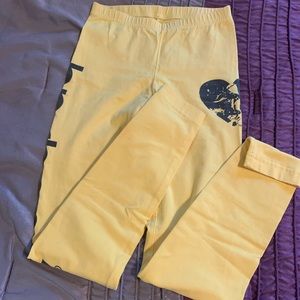 ‼️SOLD‼️ BN shape leggings